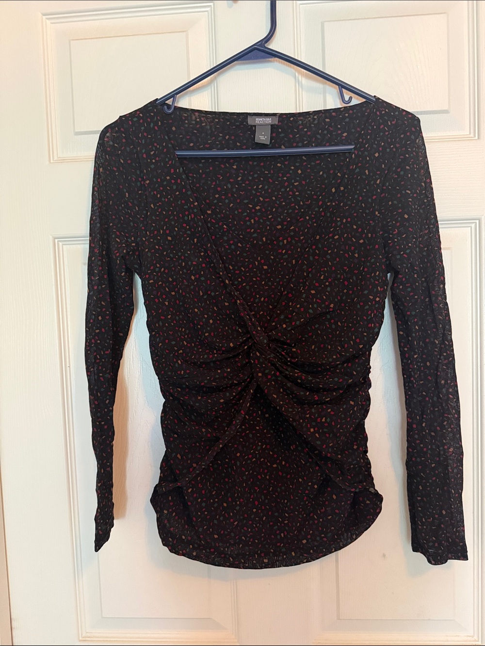 Kenneth Cole Reaction Black Long-Sleeve Ruched V-Neck Top with Red Dot Print